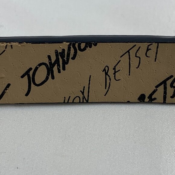 Betsey Johnson Faux Leather Belt With Anchor Rose Prong Clasp Tan/Gold Sz Small - Picture 5 of 6